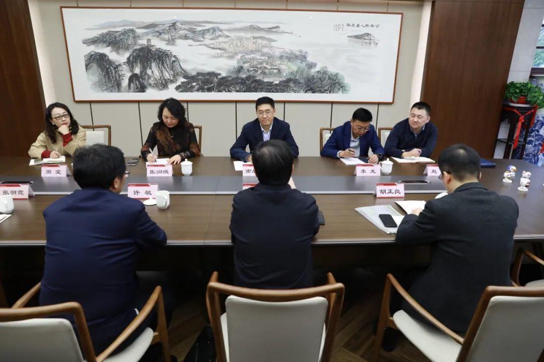 4c7de327-974e-4248-81a0-c39aa655faf3.jpg
