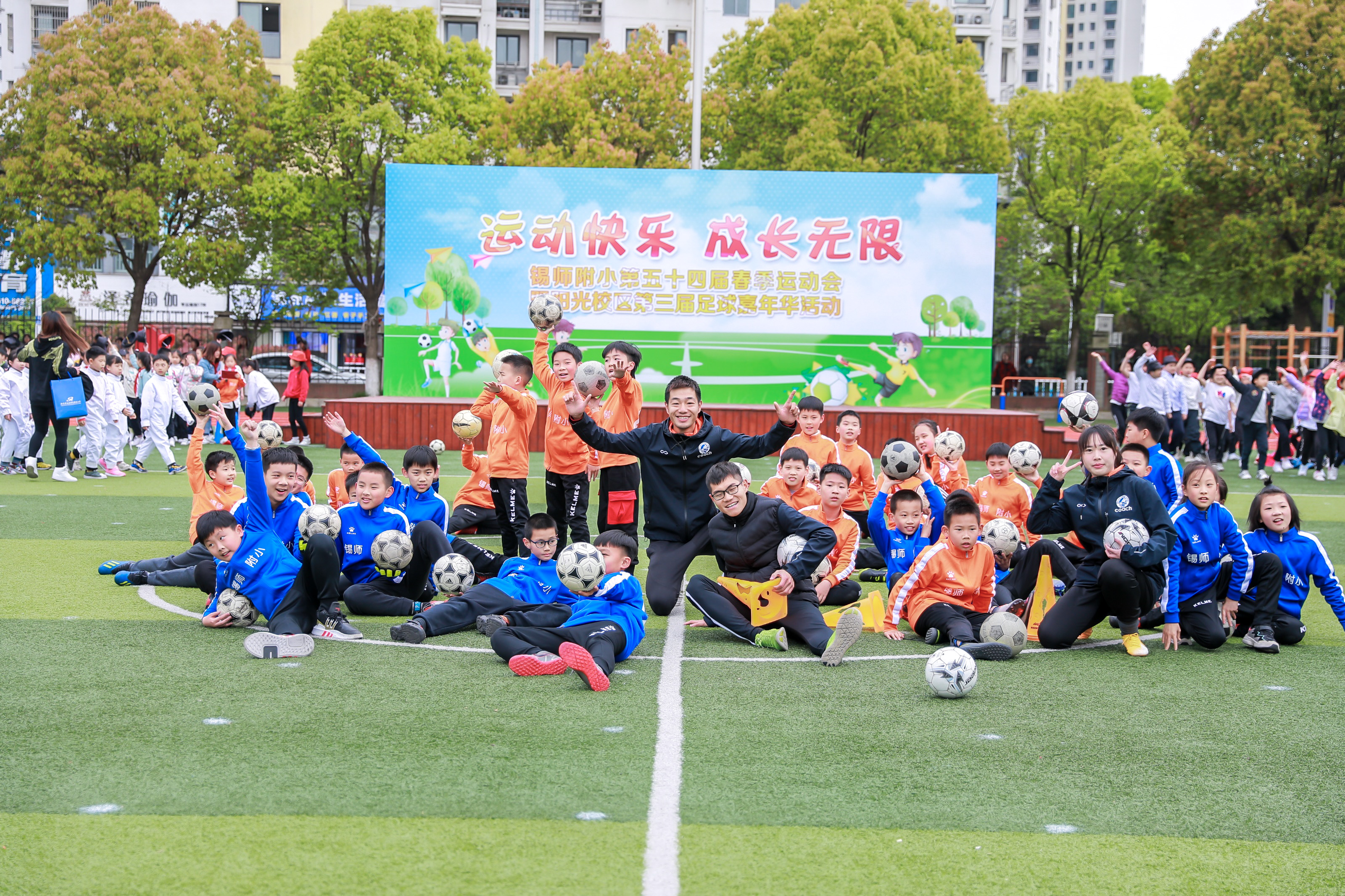 a18d18b8-f4d2-4965-8eaf-ca24d424be21.jpg