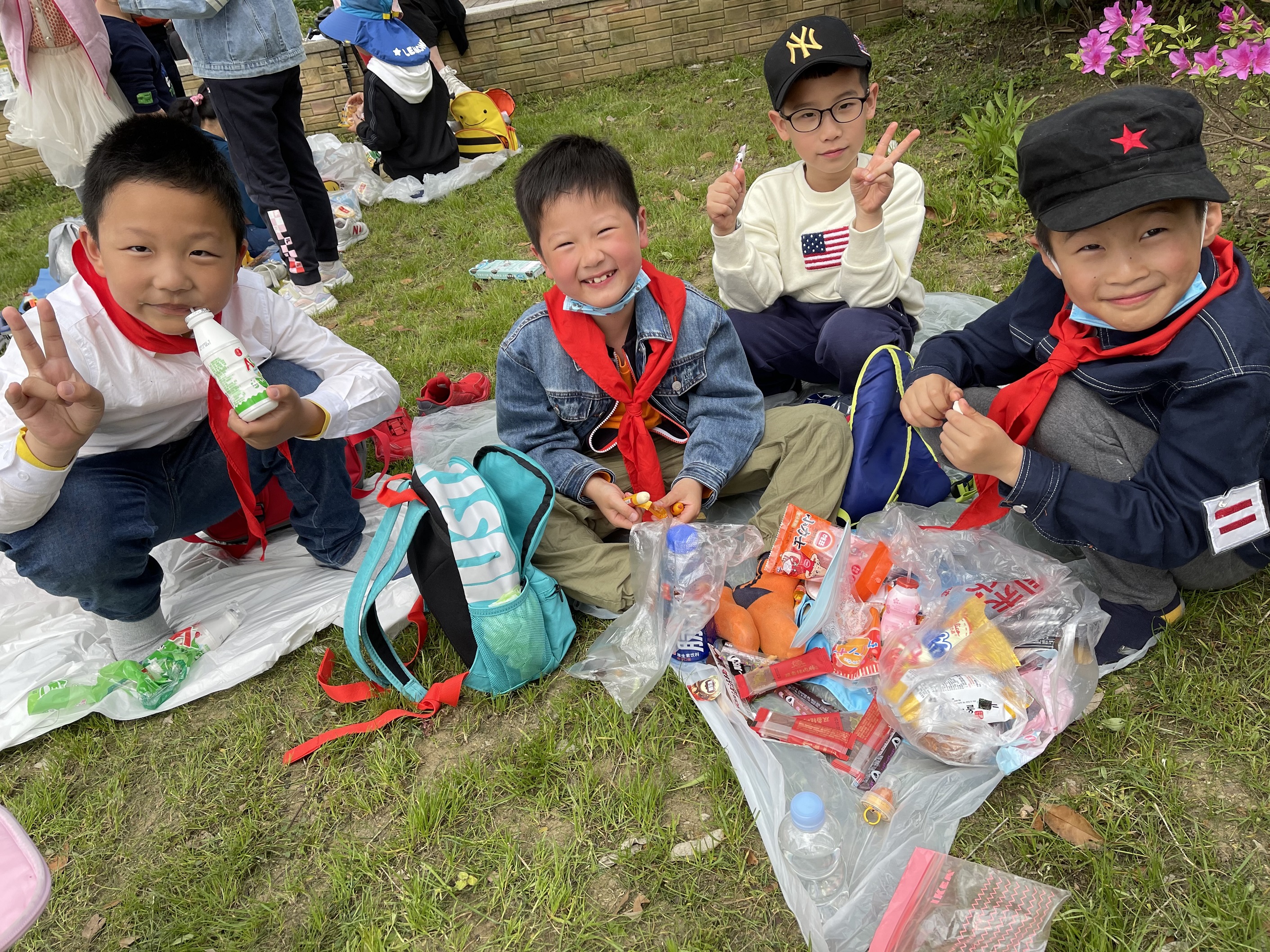 9ed665f1-fdae-4304-a2aa-f130fa817d5f.jpg