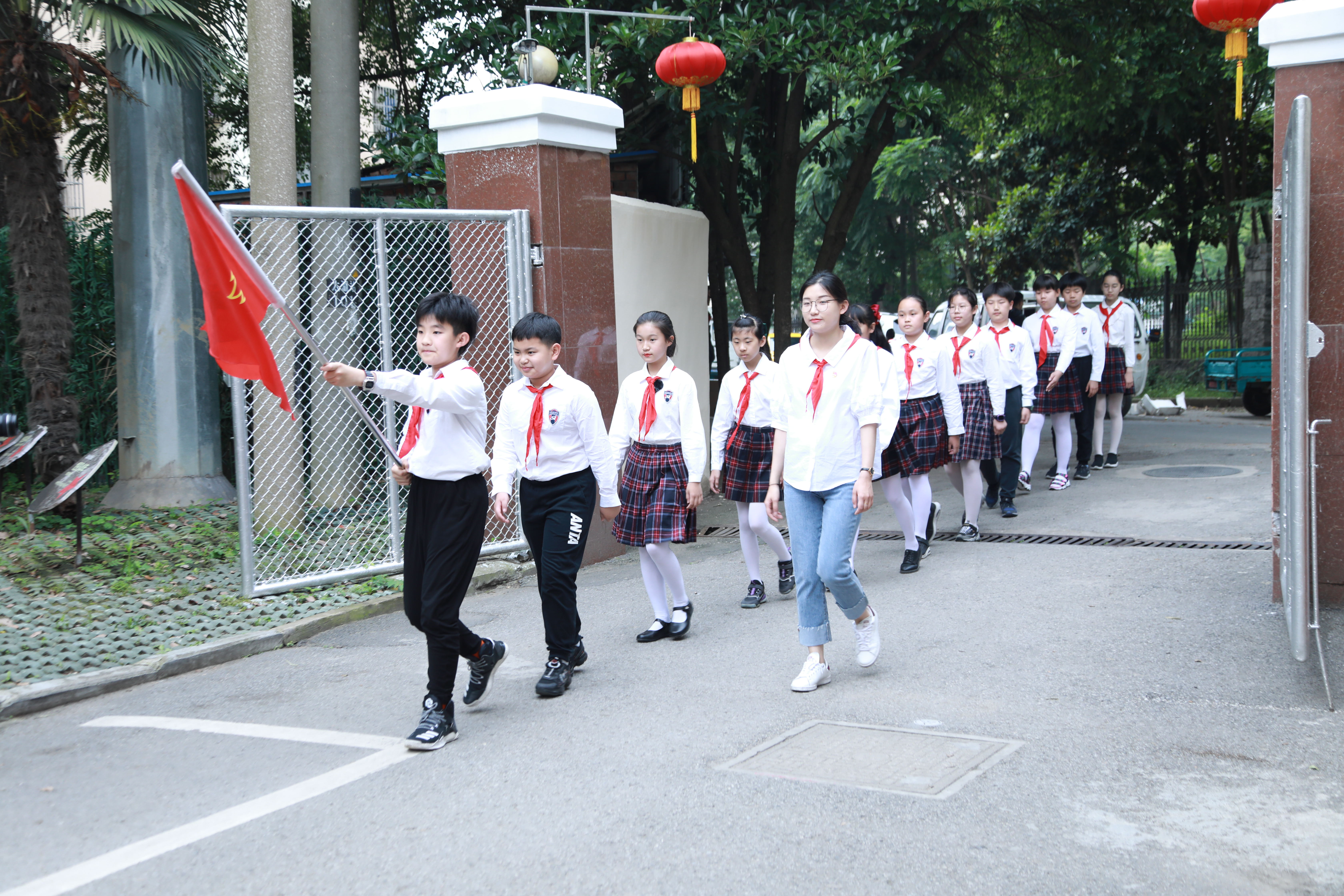 cc6a5235-17dc-41a5-8a66-ec2278a39a4f.jpg