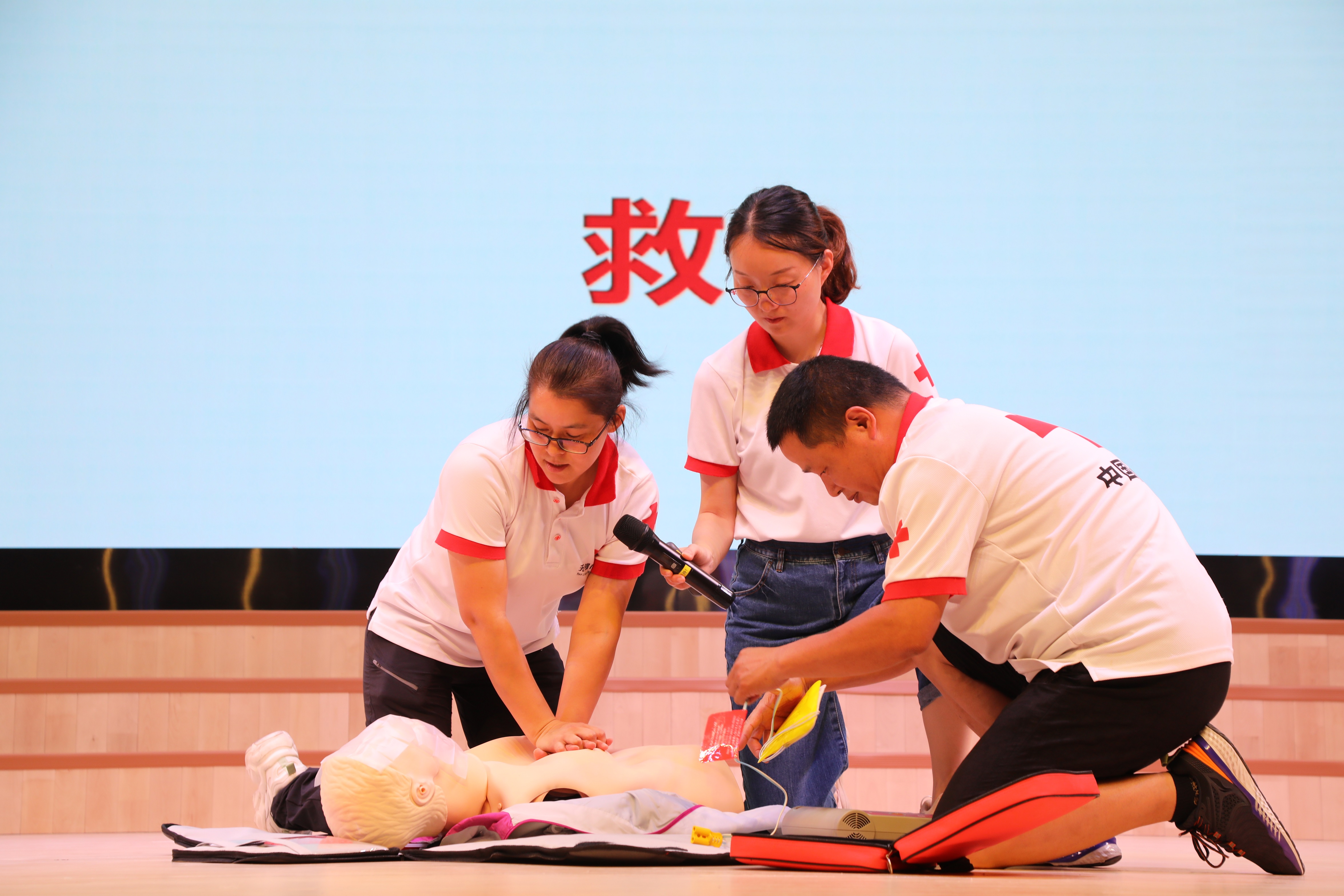 c13fd2b8-97c1-4a1b-b5a5-5514cd12356f.jpg