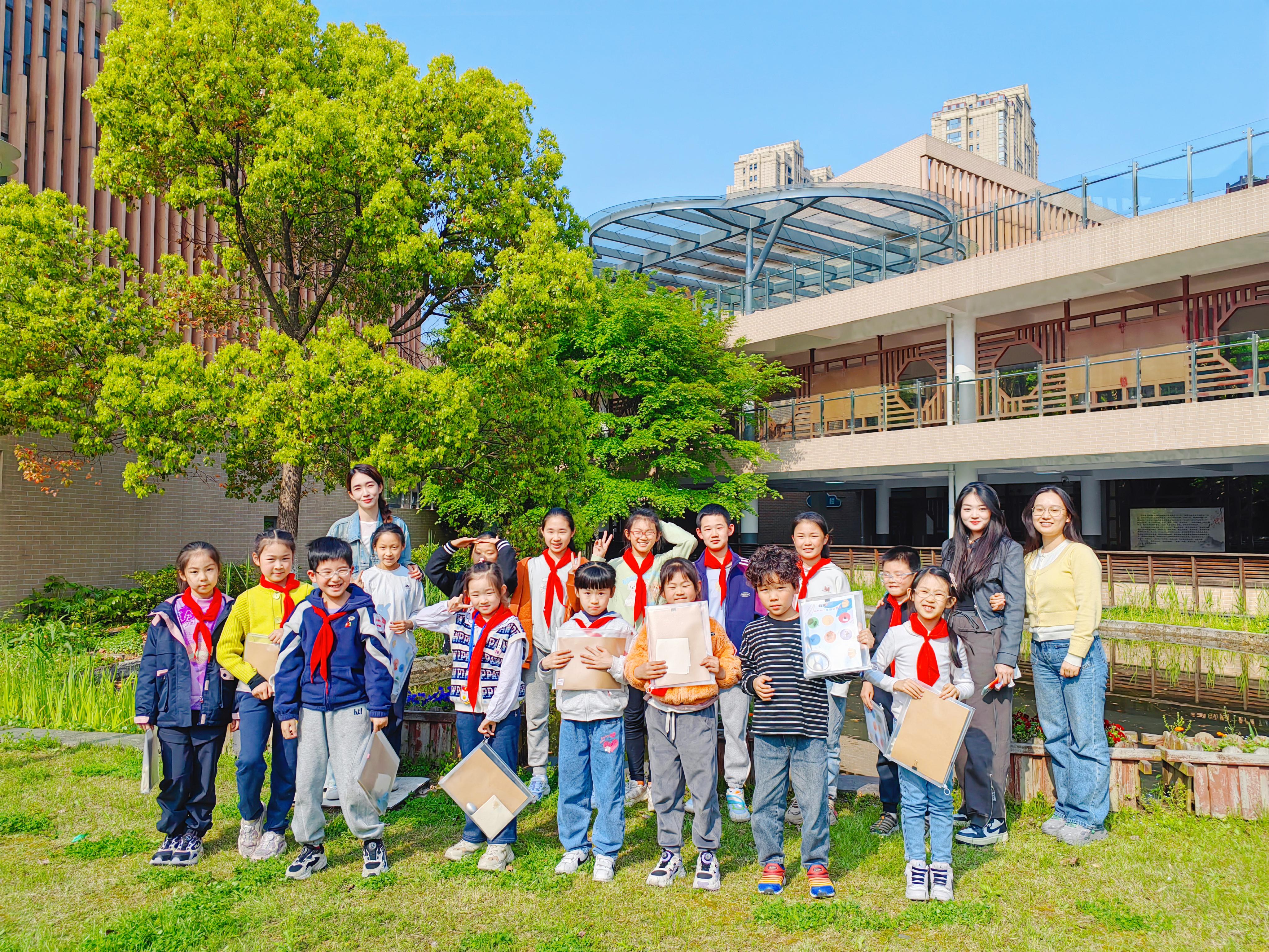 f3a318cd-7220-4d1f-99f1-13203816db9c.jpg